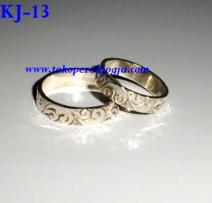 cincin kawin perak, cincin kawin perak costum, cincin nikah, cincin pernikahan, model cincin kawin perak, cincin couple, cincin kawin perak kotagede, silver wedding ring, pengrajin cincin kawin, disain cincin kawin perak, cincin tunangan