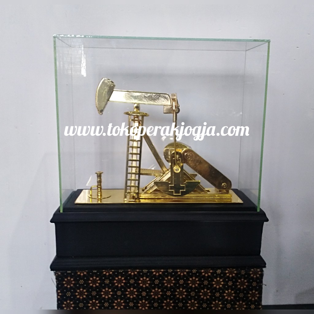 Miniatur plakat angguk, plakat pertambangan, miniatur custom silver