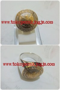 cincin akademi, cincin akademi al, cincin akademi au, cincin akpol, cincin almamater, cincin angkatan, cincin banyu biru, cincin custom, cincin custom silver, cincin stemple, cincin stpdn, pengrajin cincin almamater, cincin stemple, cincin nama, tokoperak, pengrajin perak, cincin paja, cincin perwira remaja, cincin akmil, cincin aal,cincin aau