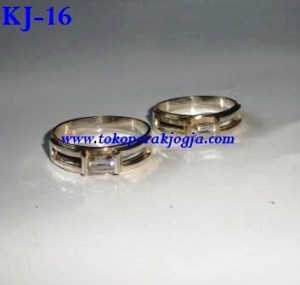 cincin kawin perak, cincin kawin perak costum, cincin nikah, cincin pernikahan, model cincin kawin perak, cincin couple, cincin kawin perak kotagede, silver wedding ring, pengrajin cincin kawin, disain cincin kawin perak, cincin tunangan