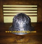 pertamina hulu mahakam, Helm ukir perak, helm ukir, helm tatah, pengrajin helm ukir kotagede, toko helm perak, helm ukir silver, helm tembaga, helm kuningan, helm alumunium, engraved hard hats, engraved hard hat for sale, engraved aluminum hard hat, brass hard hats, copper hard hats, engraved silver hard hat, personalized hard hats, carved hard hats, Carved helmet, hand carved hard hats, engraved hard hats indonesia, Silver carving helmet, custom hard hat