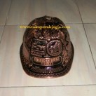 Helm ukir perak, helm ukir, helm tatah, pengrajin helm ukir kotagede, kerajinan helm ukir kotagede. toko helm perak, helm ukir silver, helm ukir tembaga, helm ukir kuningan, helm ukir alumunium, engraved hard hat, engraved hard hat for sale, engraved aluminum hard hat, brass hard hats, copper hard hats, engraved silver hard hat, personalized hard hats, carved hard hat, Carved helmet, hand carved hard hats, engraved hard hats indonesia, Silver carving helmet, custom hard hat, helm ukir pertambangan laut, helm ukir pertambangan darat, helm ukir pertambangan gas, helm tambang